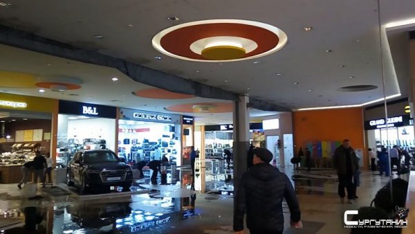 В Сургутском торговом центре прозвучала пожарная тревога