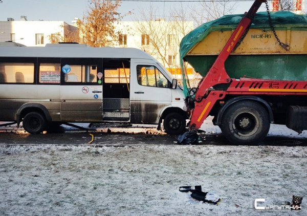 В Москве в ДТП с маршруткой были ранены 9 человек