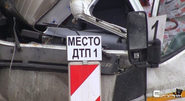 Грузовик протаранил 10 автомобилей на МКАД