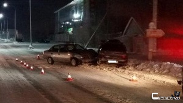 В Югре при столкновении двух «Дэу» пострадали сразу 6 человек