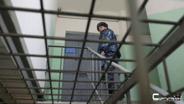 Основной инстинкт. В Югре жительница Барнаула обманула пенсионерку прямо из ИВС