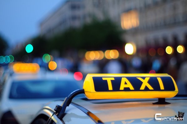 В Артеме таксист умыл зеленкой не оплатившего поездку пассажира