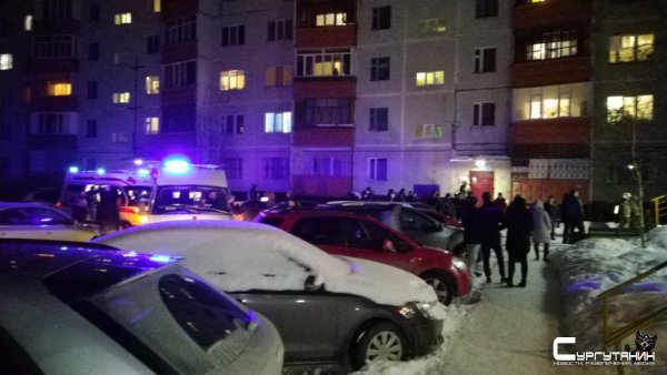 В Сургутской многоэтажке случился пожар