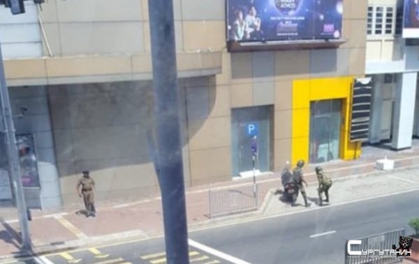 У кинотеатра в Коломбо произошел взрыв