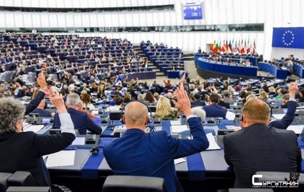 В странах ЕС начинаются выборы в Европарламент