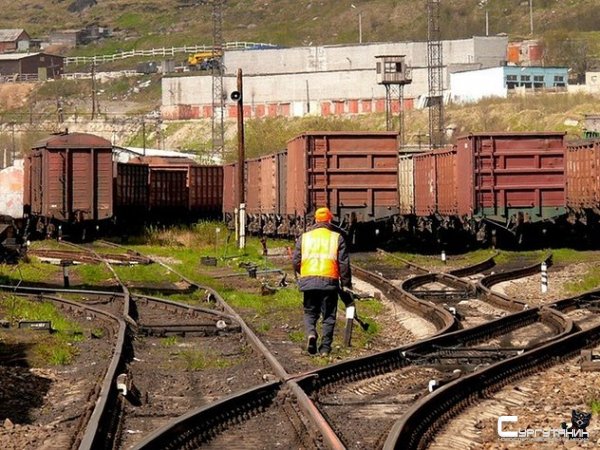 Под Екатеринбургом с рельсов сошли пять грузовых вагонов