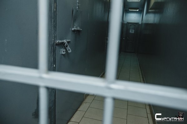 В сургутском отделении полиции при загадочных обстоятельствах скончался нарушитель