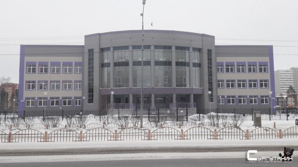 В сургутской школе девочка избила одноклассницу прямо на уроке