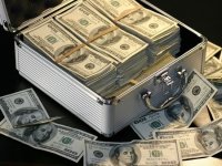Российские миллиардеры возглавили рейтинг Forbes после атаки на нефть саудитов