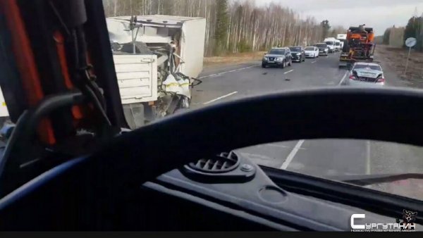 Смертельное ДТП в Югре: автофургон на скорости влетел в ГАЗ