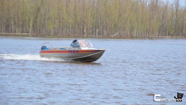 В Югре ищут троих рыбаков, которые пропали еще 3 октября