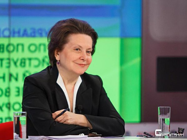 До последнего вопроса. Почти девять часов длилась встреча губернатора Югры с сургутянами
