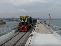 Открытие движения грузовых поездов по Крымскому мосту отложили