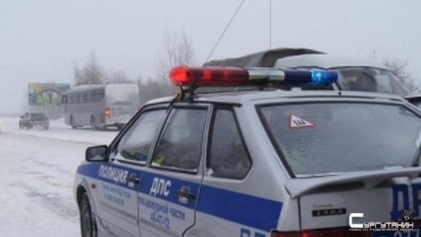 Погиб водитель. В Югре на трассе столкнулись КамАЗ и МАЗ