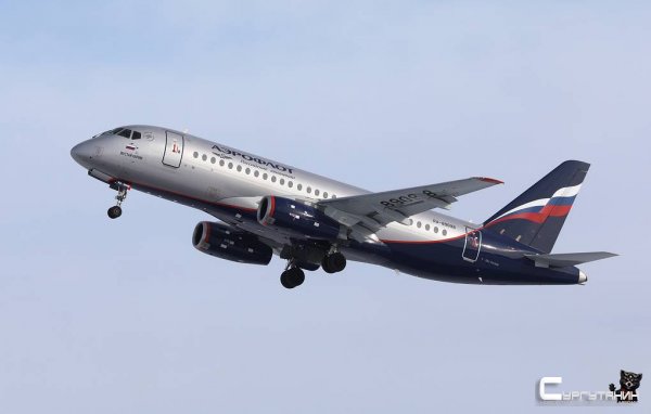 SSJ 100 не смог вылететь из Челябинска в Москву из-за поломки