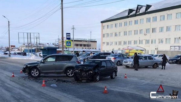 4 человека получили травмы в ДТП на дорогах Югры