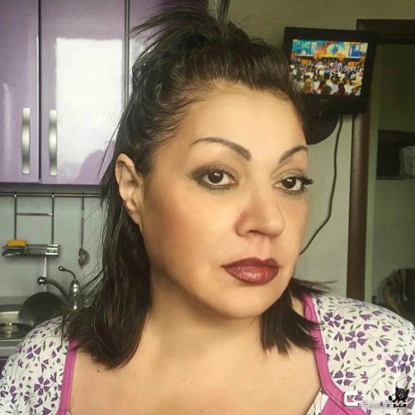 «А вот я накрашенная»: Отиева показала, как обычно выглядит 