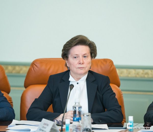 Губернатор Югры поручила наладить работу горячих линий по коронавирусу