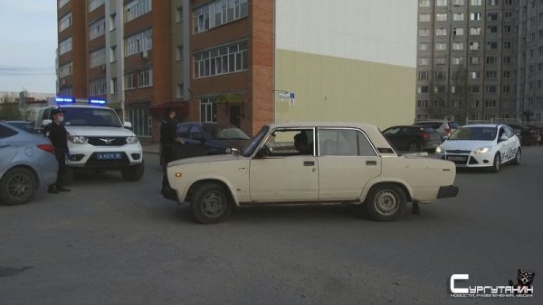 Сознательные жители Сургута задержали автомобиль с двумя наркоманами