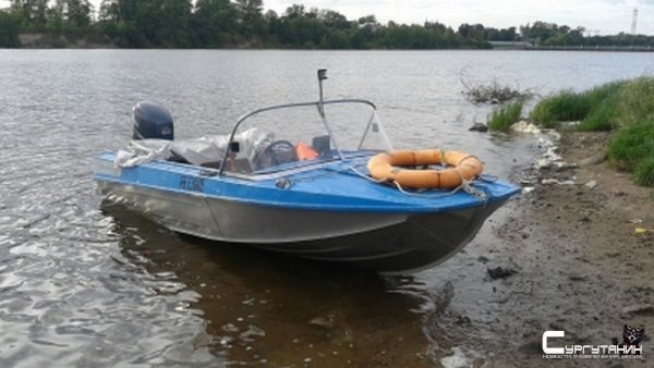 В Югре спасатели достали из воды тела двух утопленников
