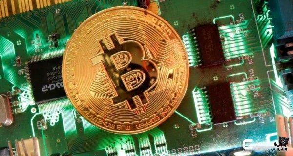Курс Bitcoin взлетел до максимума за этот год. Всё благодаря PayPal