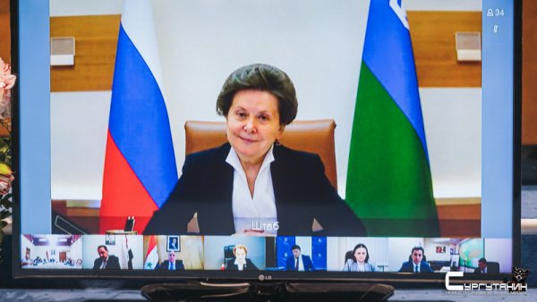 Наталья Комарова настоятельно рекомендует перейти на удаленку