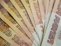Эксперты сообщили, сколько россиян потеряли в зарплате