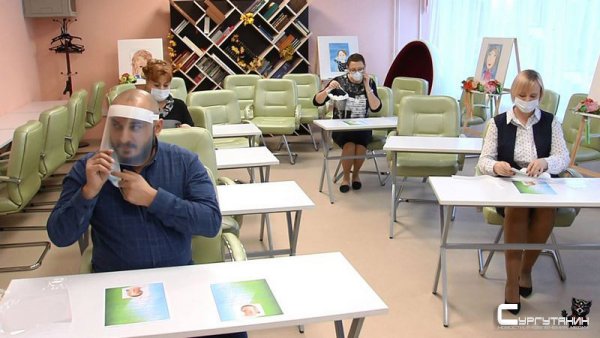 Сургутские учителя больше не будут носить маски на работе