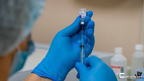 Югорчане могут записаться на антиковидную вакцинацию по телефону