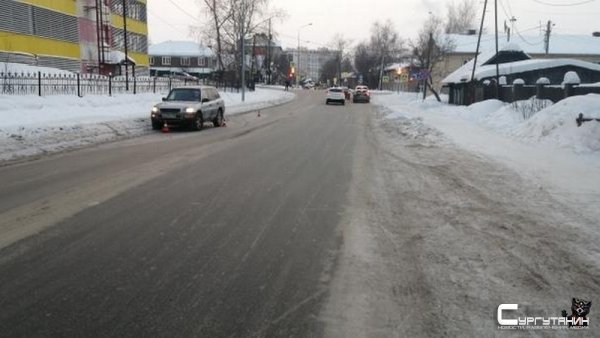В столице Югры сбили ребенка, перебегавшего дорогу в неположенном месте