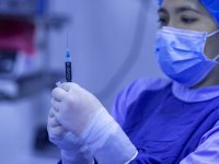 В Таиланде женщина умерла после прививок разными вакцинами от COVID-19