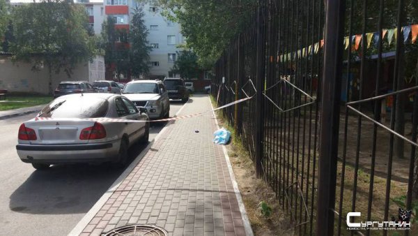 Возле одного из детских садов в Сургуте нашли труп мужчины