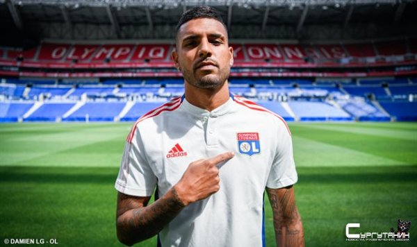 Лион арендовал Эмерсона у Челси