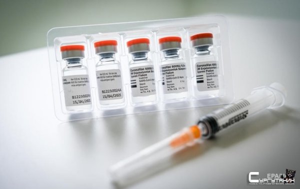 Китайскую COVID-вакцину впервые проверят на младенцах