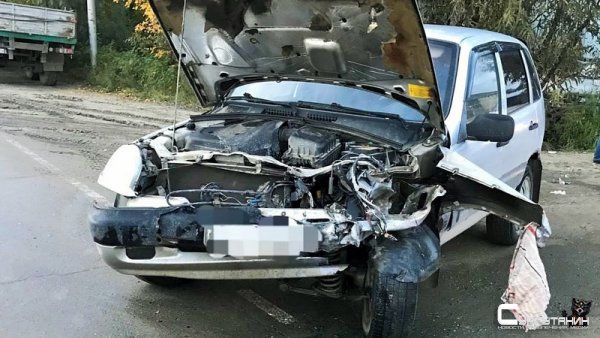 Не уступил дорогу. В Югре в ДТП пострадали водитель и пассажир
