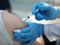 В Россию могут впустить незарегистрированные вакцины от коронавируса
