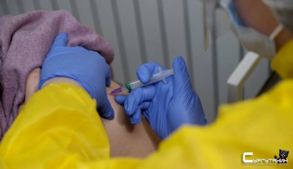 Жители Сургута резко осознали угрозу COVID и начали экстренно вакцинироваться