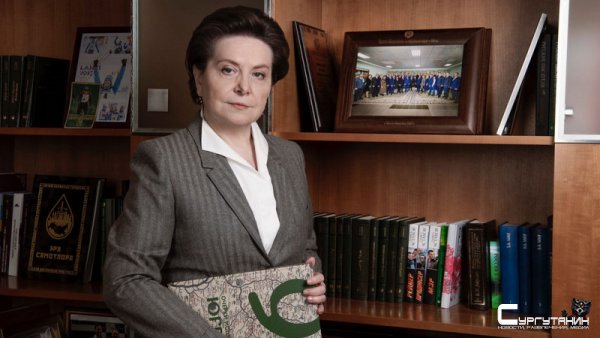 Наталья Комарова поздравила югорчан с Днем образования округа