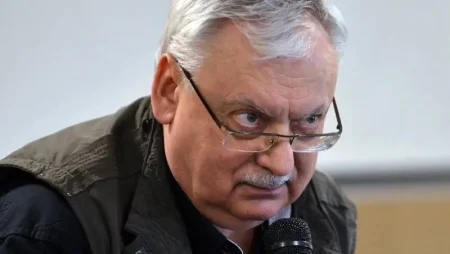 Анджей Сапковский пообещал продолжение «Ведьмака» и уколол Джорджа Мартина за затяжную работу над «Ветрами зимы»