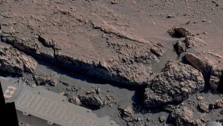 Марсоход Curiosity нашёл на Марсе следы древних подземных вод