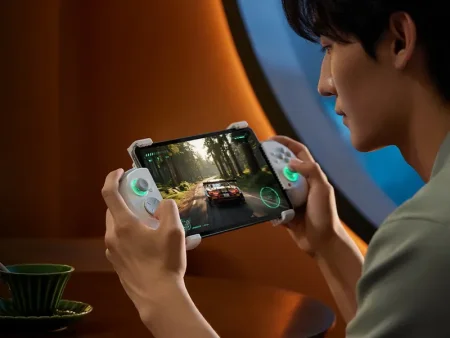 Xiaomi представила новый игровой контроллер Redmi GamePad для смартфонов и планшетов
