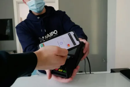 Российские банки тестируют «Волну» — новый аналог Apple Pay с оплатой по Bluetooth