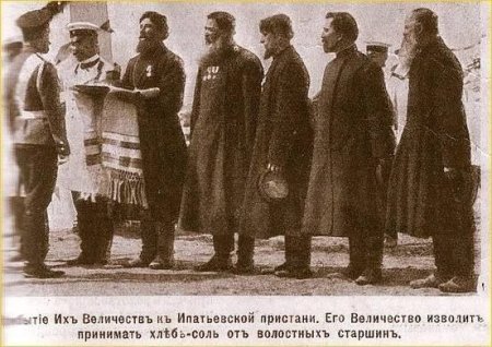 Русская традиция хлеба и соли: кто на самом деле должен был приветствовать гостей