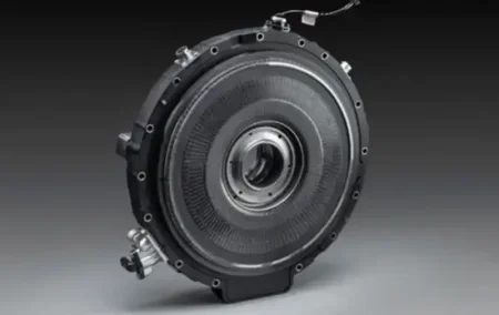 Mercedes-Benz представила самый мощный в мире электродвигатель весом всего 13 кг