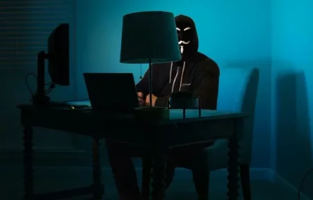 Кибератаки в России сменили цель: вместо кражи данных — разрушение инфраструктуры